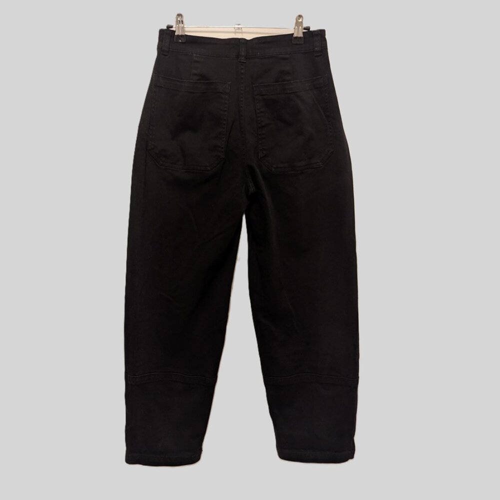 Everlane Utility Barrel Pant in Black - Picture 3 of 6